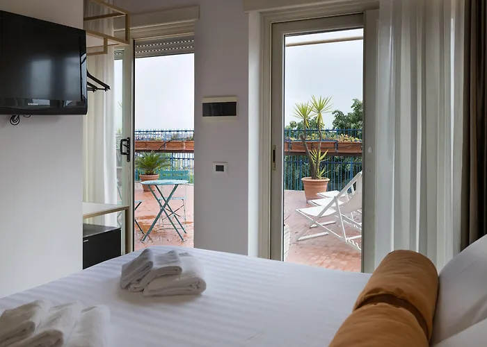 Zaccardi Roof Garden 3* Roma