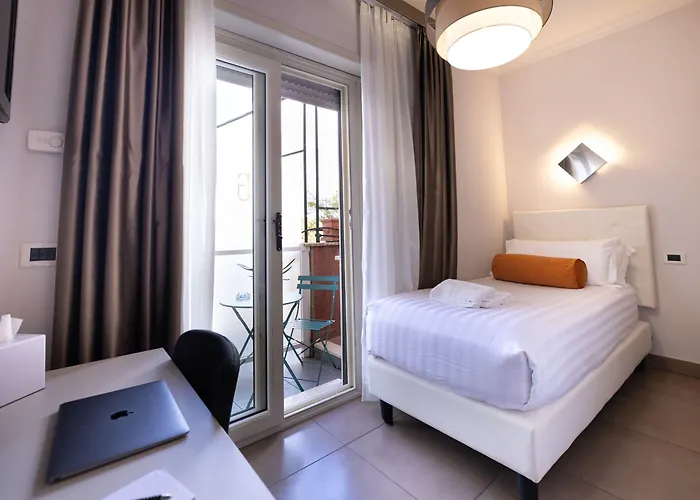Zaccardi Roof Garden 3* Roma